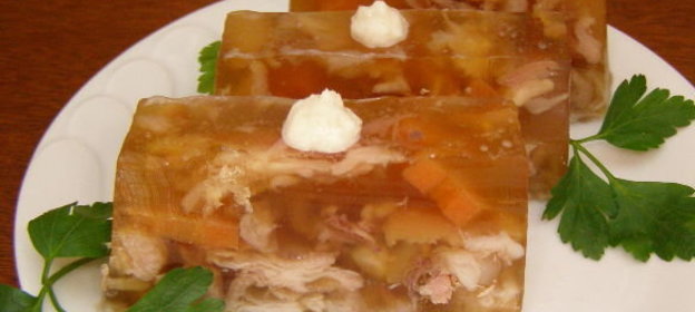 Спагетти с соево-томатным соусом