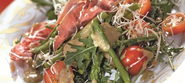 Салат с ветчиной