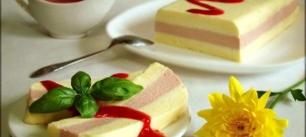 Куриный бульон с яйцом