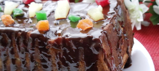 Запеканка из хлеба с ананасом и грецкими орехами