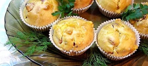 Маффины с сыром и колбасой