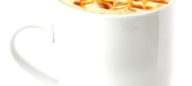 Кофе с коньяком и ликером «Амаретто»