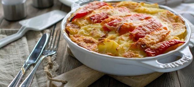 Запеканка из сладкого перца с ветчиной и сыром