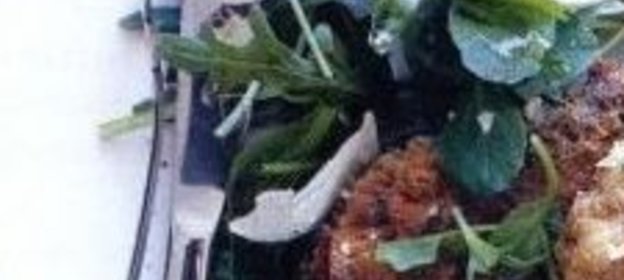 Отбивные из ягнятины в хлебных крошках