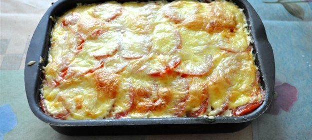 Запеканка из кабачков с фаршем и сметаной