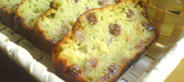 Сладкий хлеб из кабачка с ананасом