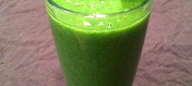 Смузи из фейхоа со шпинатом