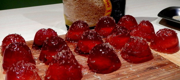 Пьяные клубничные желейки