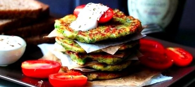 Оладьи из брокколи с сыром