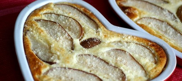 Творожная запеканка с грушей