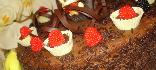 КОРОЛЕВСКИЙ ШОКОЛАДНЫЙ ТОРТ