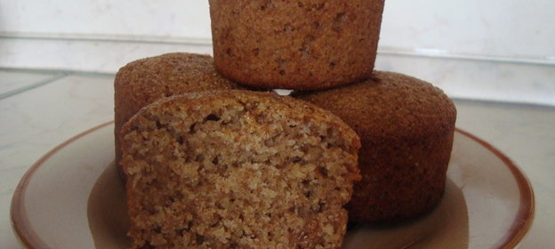 МАННЫЕ МАФФИНЫ С ИЗЮМОМ