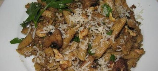 Салат из картофеля и зеленого горошка