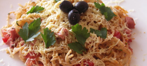 Спагетти с ветчиной