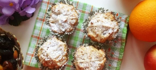 Пасхальные маффины из гречневой муки с сухофруктами и орехами