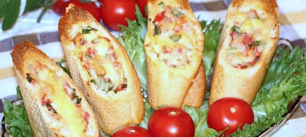 Хлебные стаканчики из багета