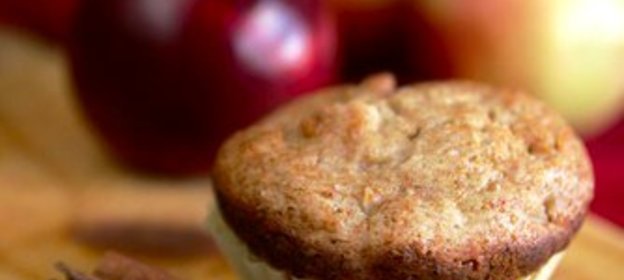 Маффины с яблоками и корицей