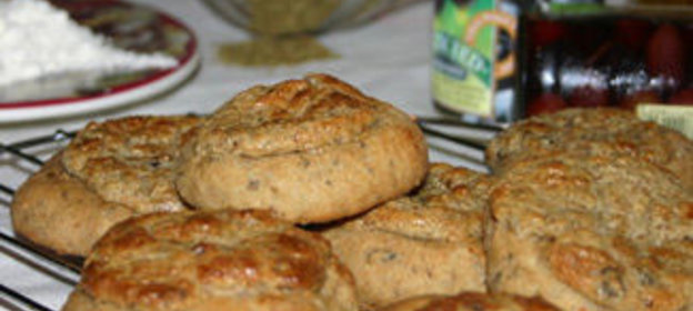 Булочки с оливками