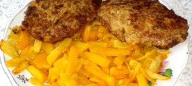 Рыбные котлеты-оладьи с жареной репой