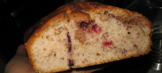 Кекс мраморный с ягодами