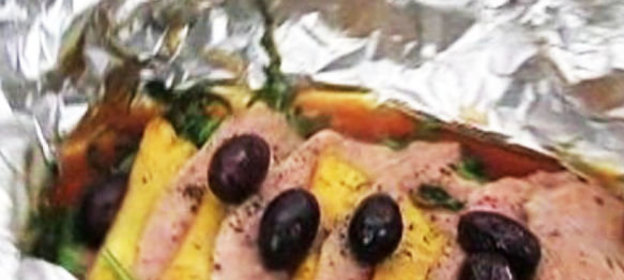 Суси с начинкой из кальмаров с морской капустой