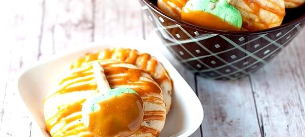 Печенье с карамелью