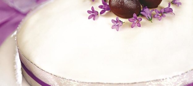 Симнель, английский пасхальный кекс