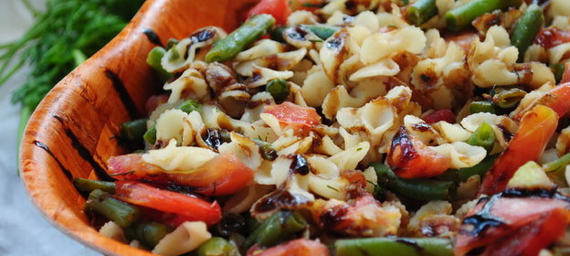 Паста с томатами и стручковой фасолью