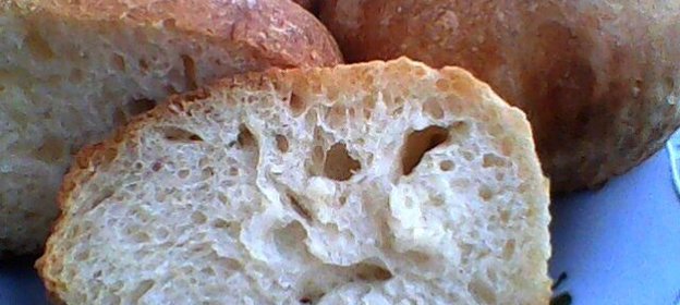 Хлеб вроде бы обычный, НО...с хитростями:)