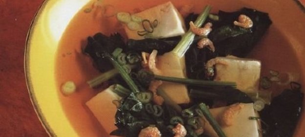 Свинина, тушенная с макаронами