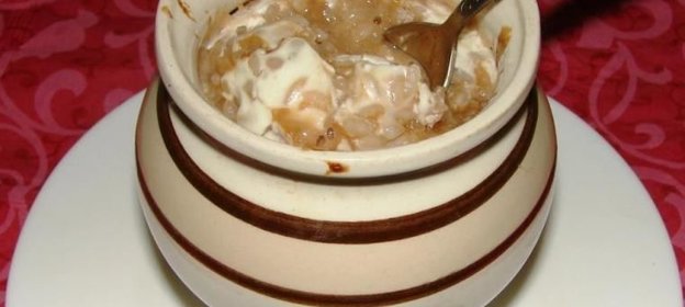 Шоколадная рисовая каша в горшочках