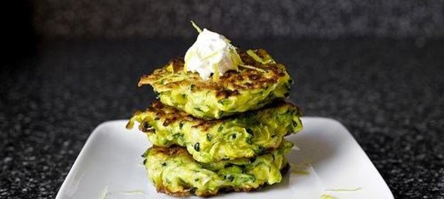 Оладьи из цуккини с лимоном