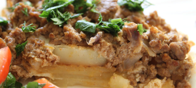 Простая мясная запеканка с картошкой