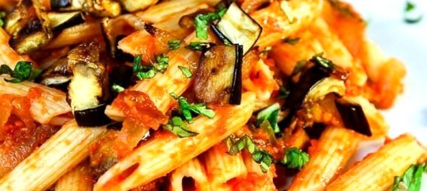 Паста с баклажанами и грибами