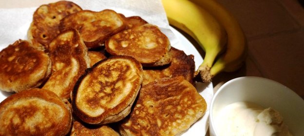 оладьи с бананом и корицей