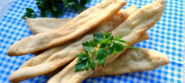 Хрустящие хлебные язычки