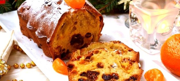 Рождественский кекс с мандаринами и сухофруктами