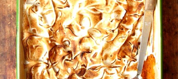 Запеканка из батата с бурбоном и ананасом