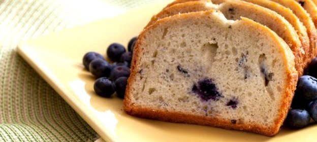 Бананово-черничный хлеб