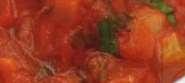 Томатный соус с кусочками овощей