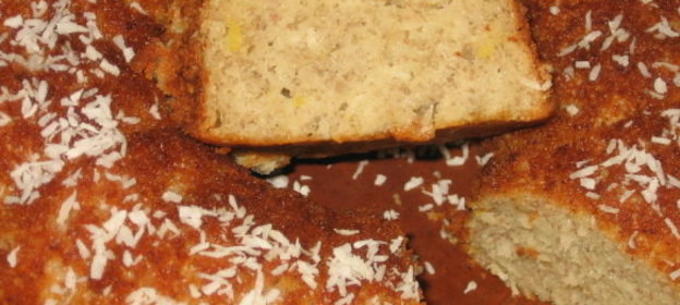 Банановый кекс с кокосовой стружкой