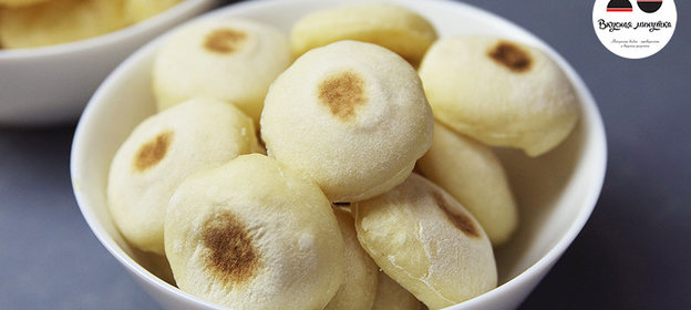 Постные булочки на сухой сковороде