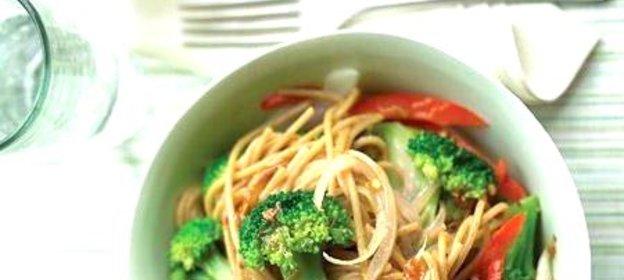 Спагетти с брокколи и болгарским перцем 2