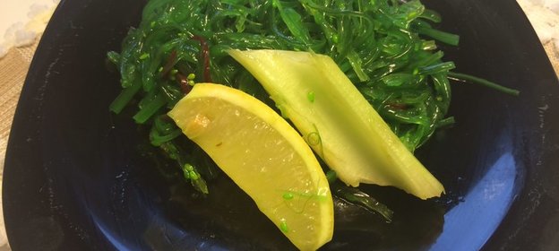 Салат из морских водрослей Чука