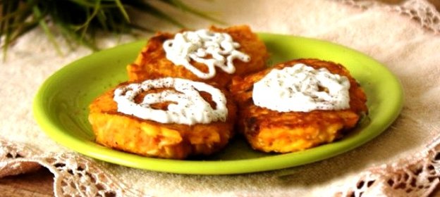 Морковно-яблочные оладьи