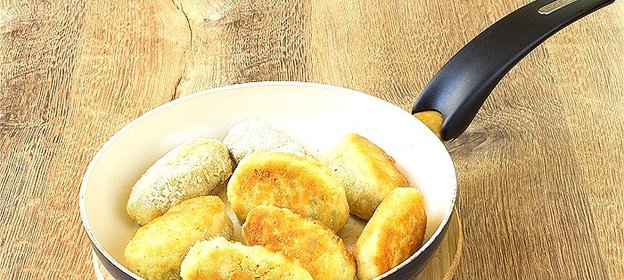 Куриные котлеты с хлебом