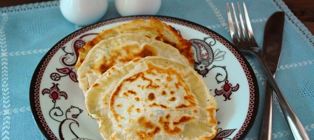 Лепешки с творогом и зеленью
