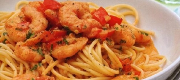 Спагетти с креветками