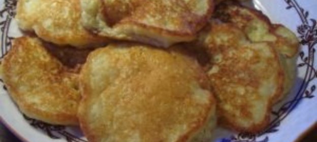 Яблочные оладьи