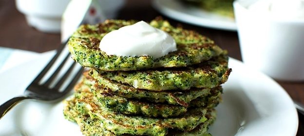 Оладьи из брокколи в духовке